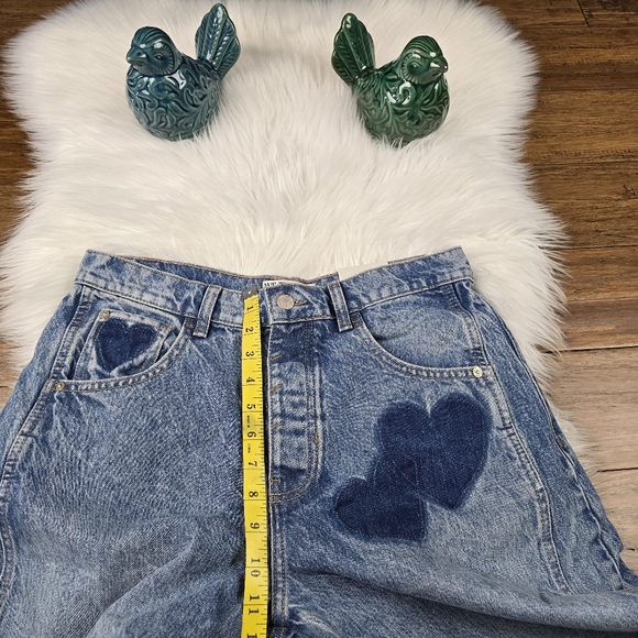 We The Free People Heart Shadow Patch Barrel Good Luck Jeans 27 - Picture 8 of 14